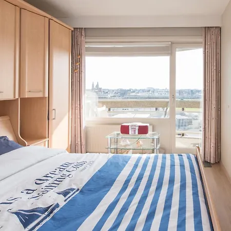 Lecomte - Aldis 143 Apartment Ostend