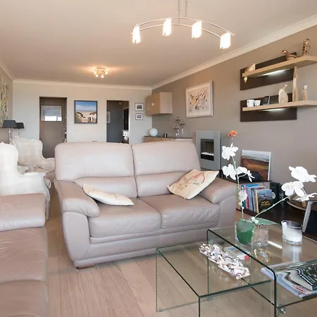 Lecomte - Aldis 143 Apartment